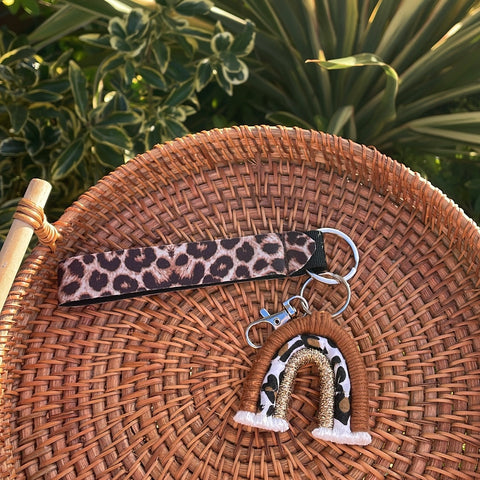 Wristlet with keyring